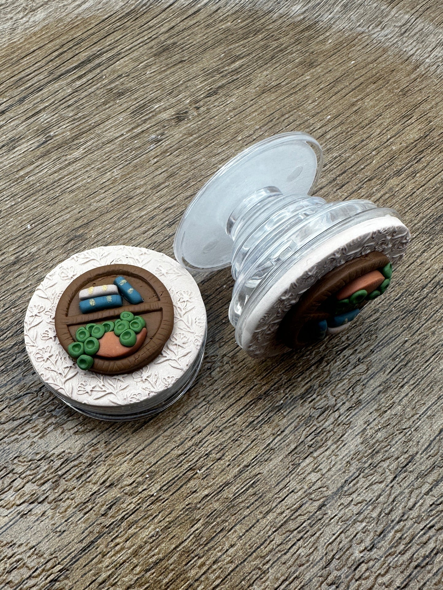 Bookshelf Phone Grip