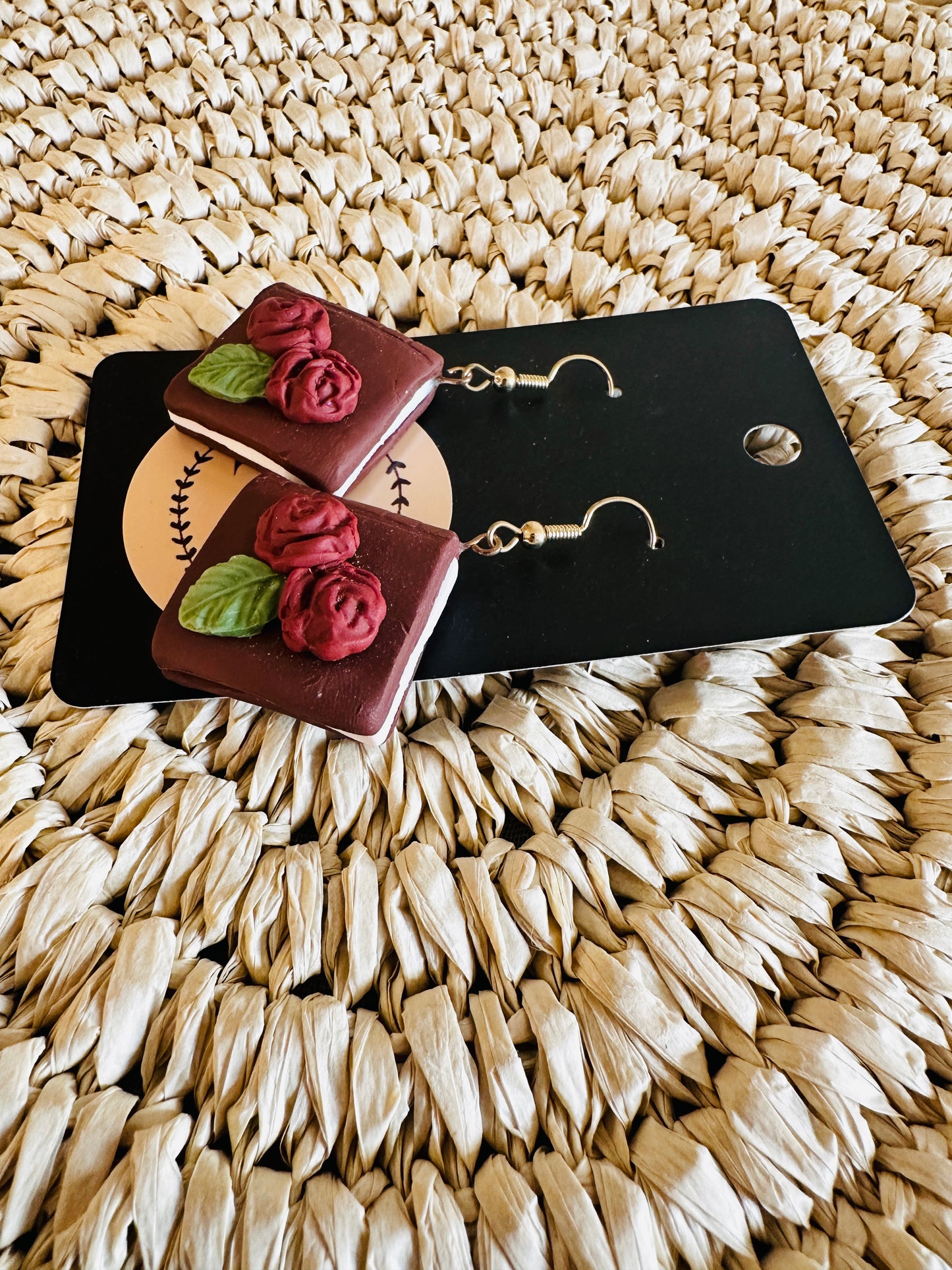 Maroon Rose Books
