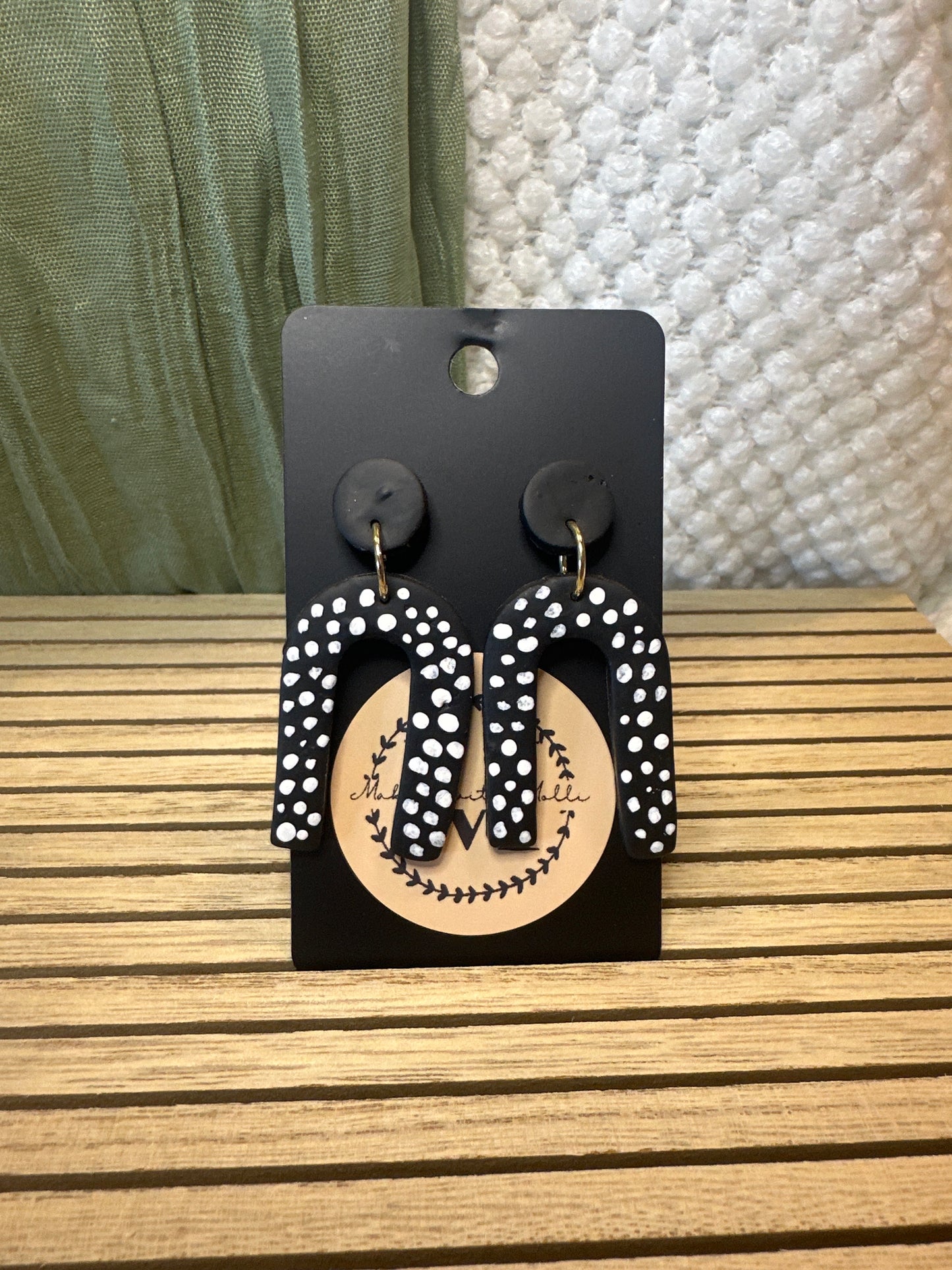 Black & White Polka Dot Arches