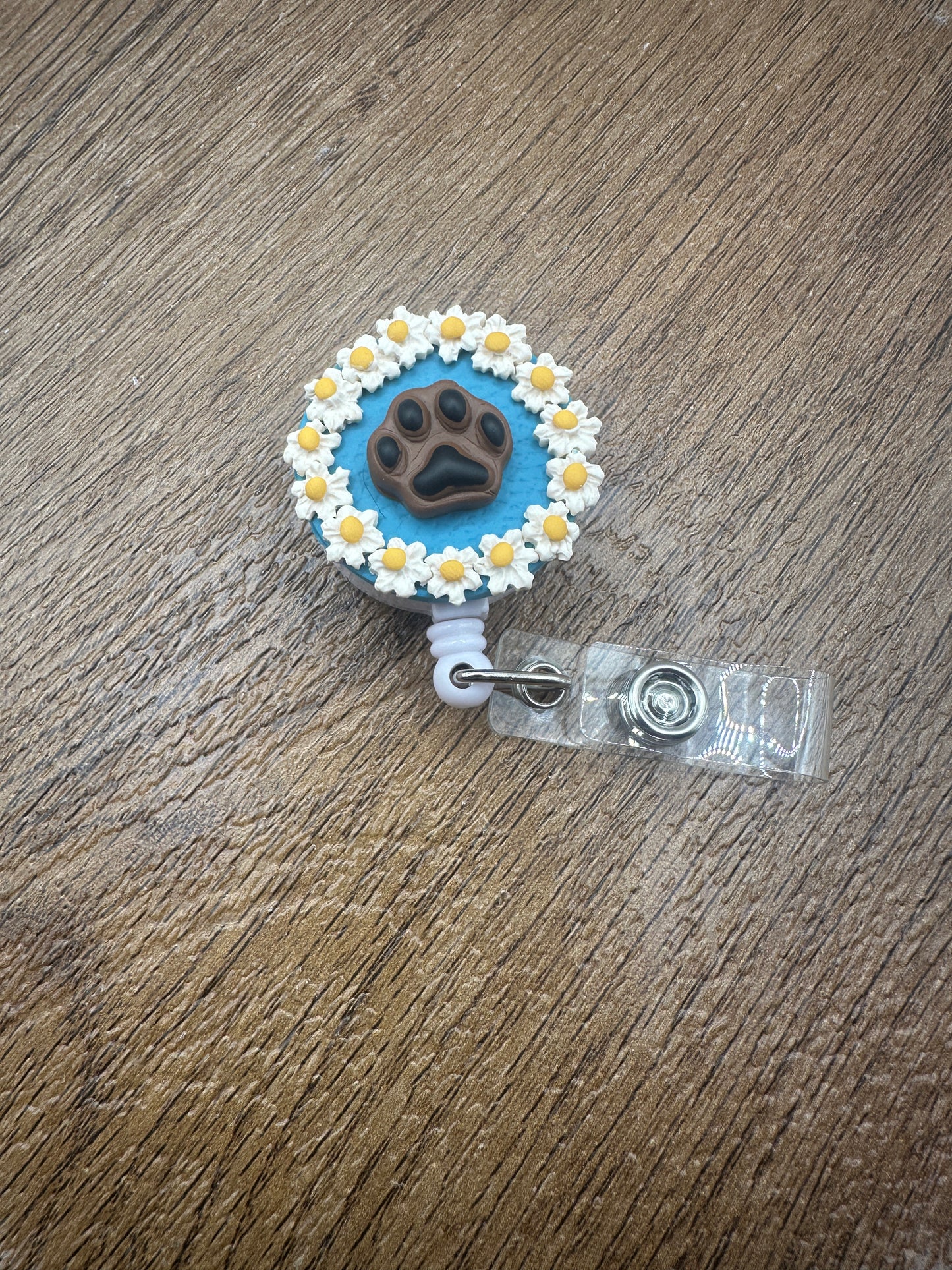 Pawprint Badge Reel